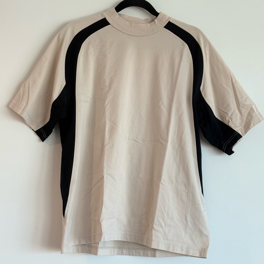 Izod Men's Beige and Black Raglan Tee